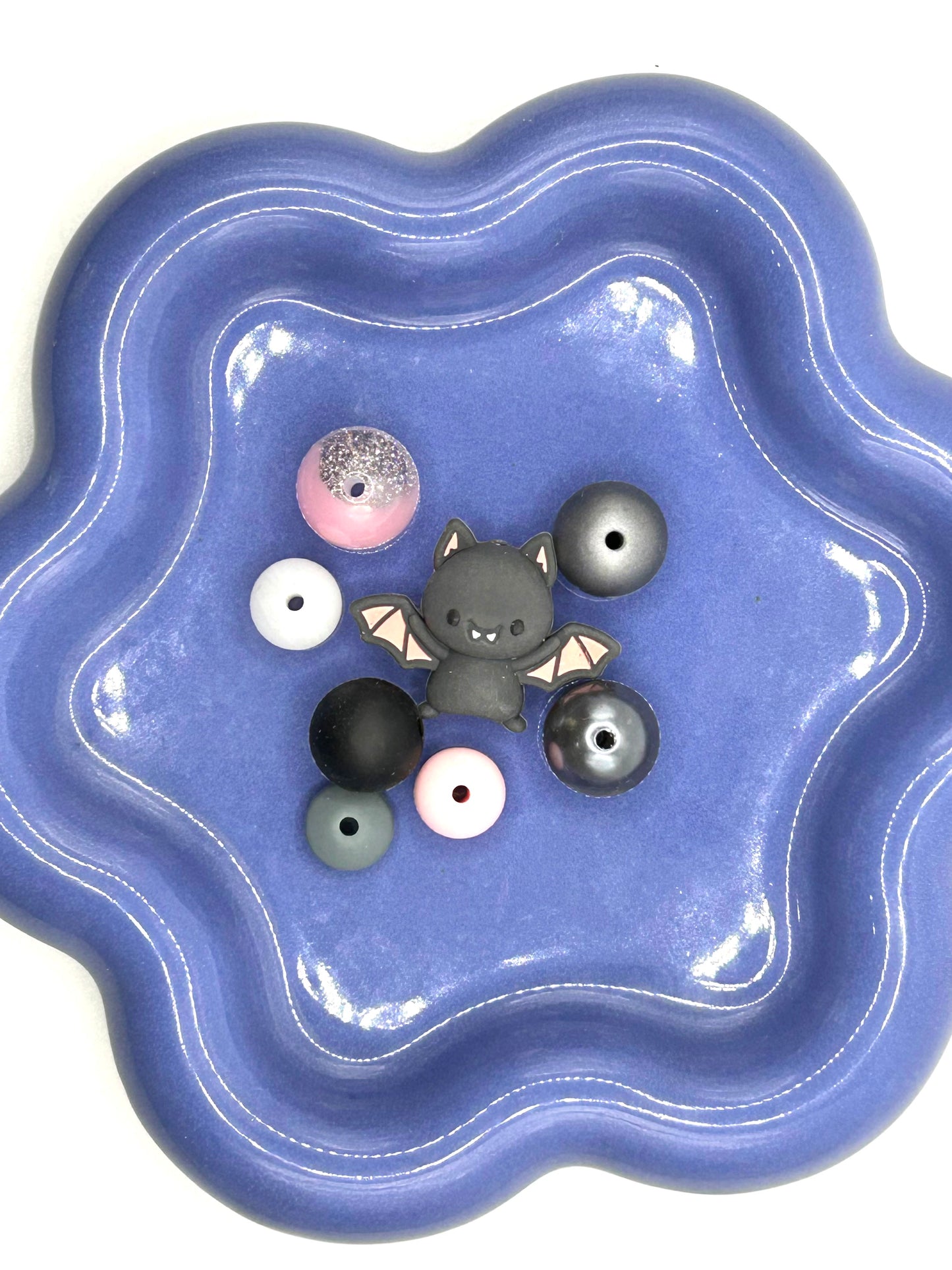 DIY 3D spooky sweet bat keychain kit