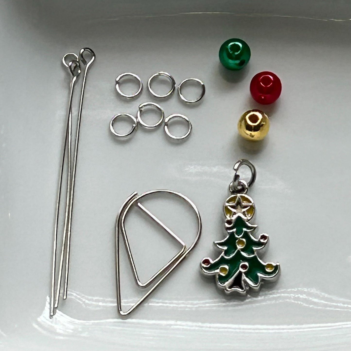 DIY Colored Christmas Tree Charm Kit, Holiday Craft Kit, Festive Ornament, Easy DIY Holiday Project, Handmade Christmas Pendant, Gift Idea