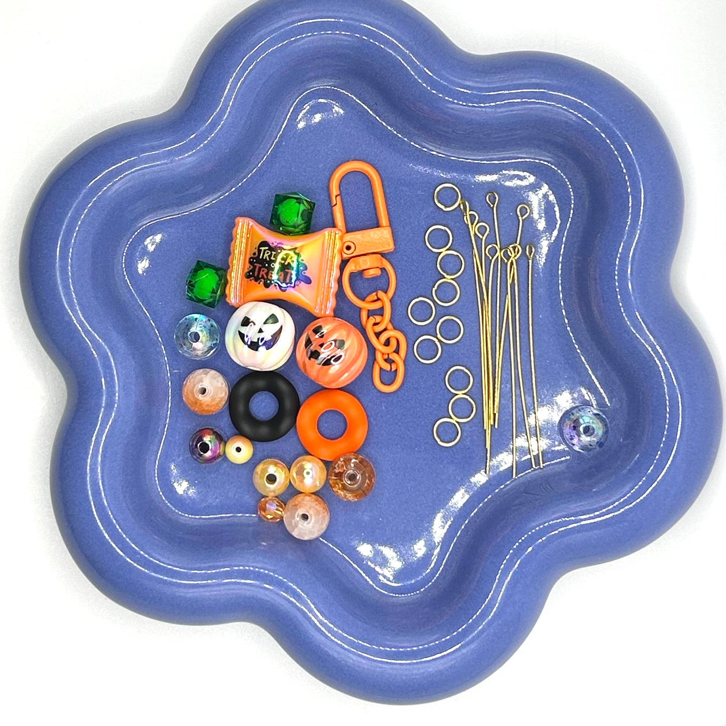 DIY Halloween bead mix keychain Clasp kit Trick or Treat Bead Mix Journal Decorations, crafts holiday crafts