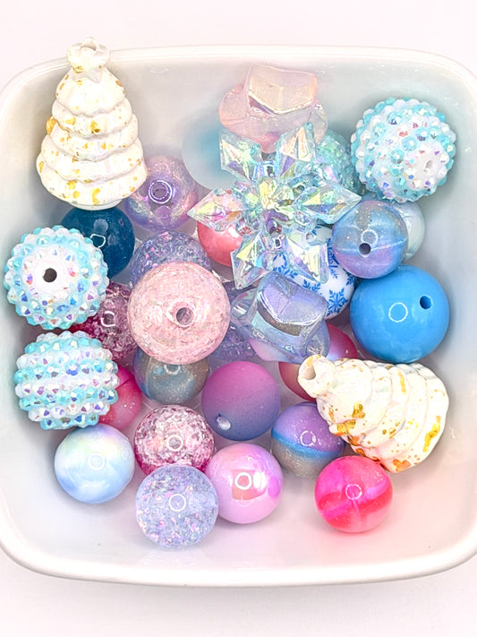 DIY Keychain Winter land Snow Kit (2 keychains worth per bundle)