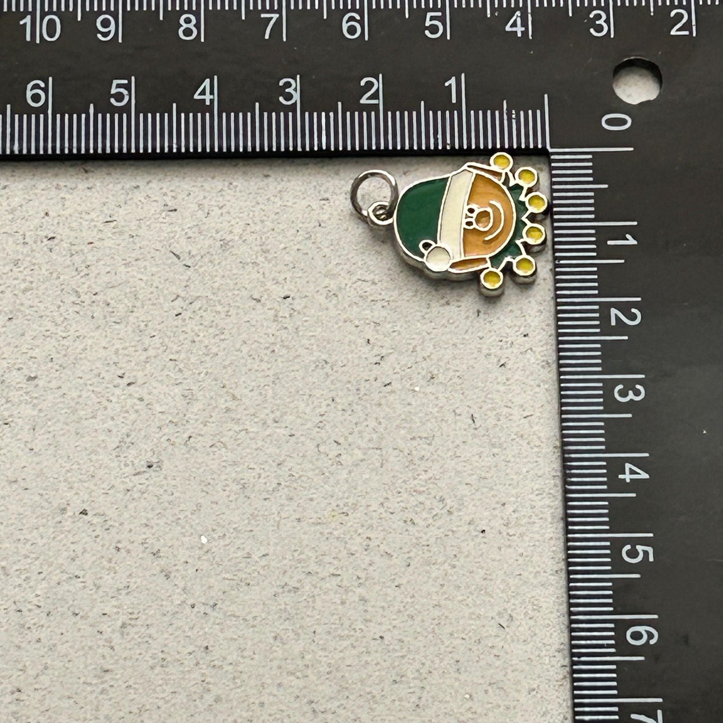 DIY Elf Charm Kit, Christmas Craft Kit, Holiday DIY Ornament, Cute Elf Pendant, Festive Christmas Craft, Easy Holiday Gift Idea