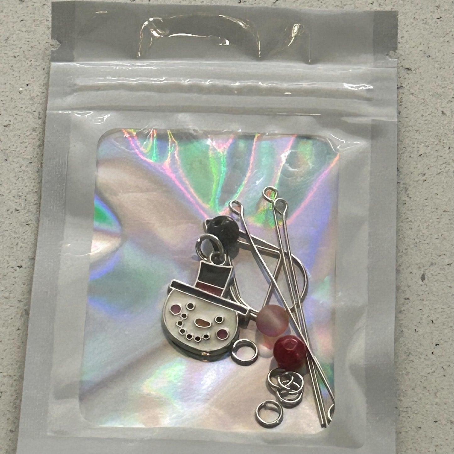 DIY Snowman Charm Kit – Winter Planner Charms, Journal Decorations, Craft Supplies for Holiday, Customizable Snowman Charms