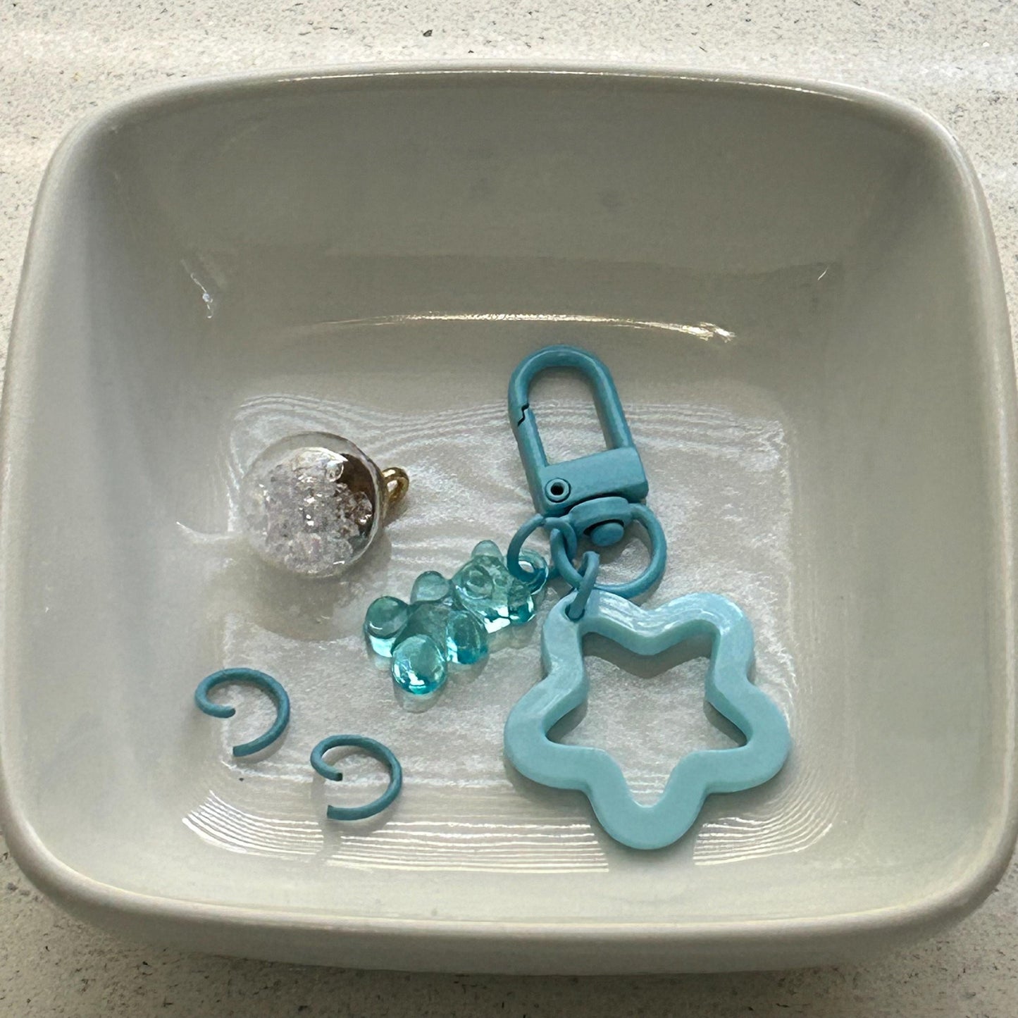DIY Star & Bear Pendant Keyring | Cute Planner and Journal Accessories | Customizable Craft Stickers and Charms