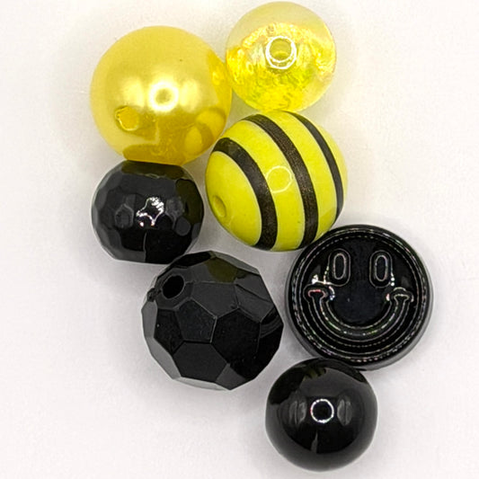 DIY KIT Yellow Silicone Straw adapter for Beaded cup with bumblebee inspired bead mix