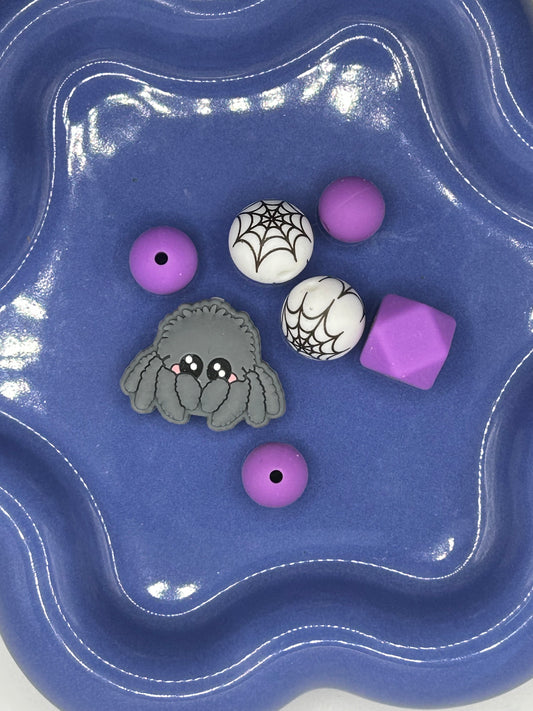 DIY Kawaii Spider focal badge reel kit